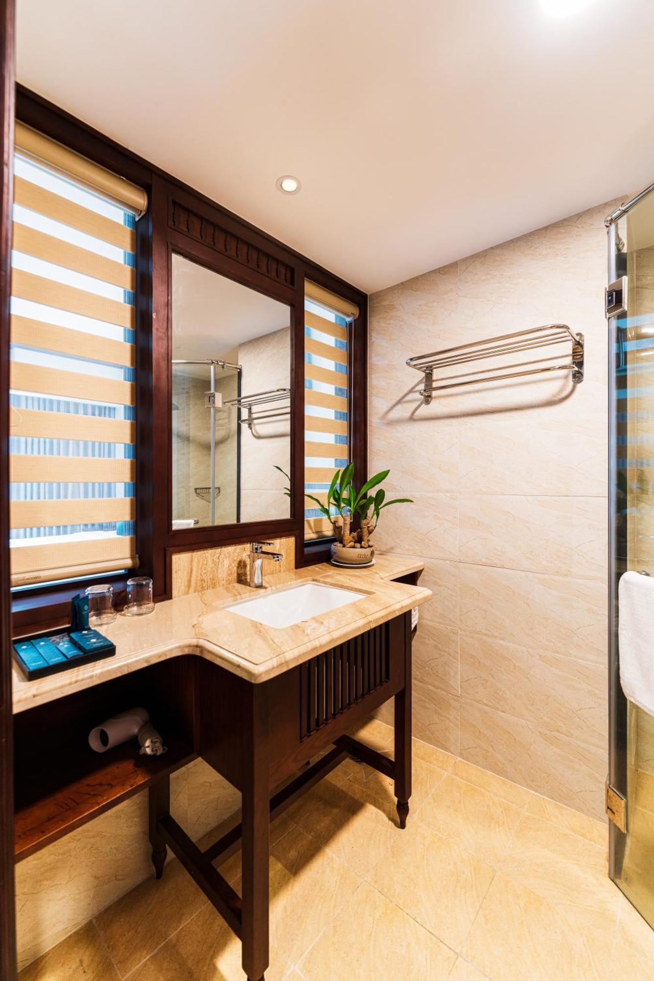 נה טראנג Tran Vien Dong Hotel מראה חיצוני תמונה