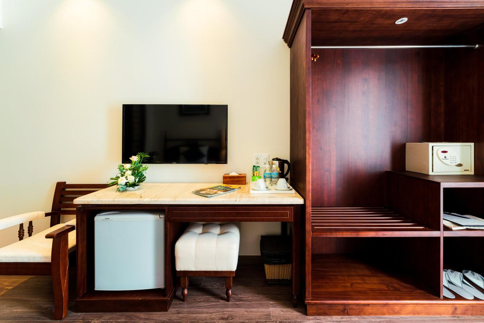 נה טראנג Tran Vien Dong Hotel מראה חיצוני תמונה